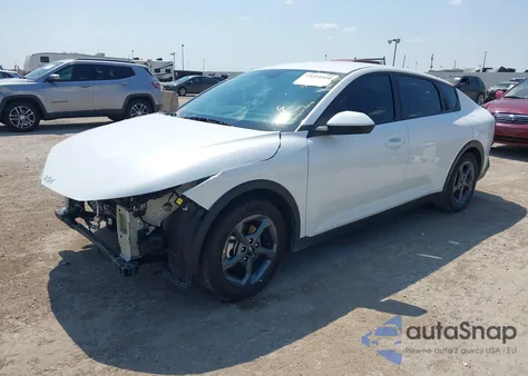 2025 Kia K4 Lxs из США, поврежденный, VIN 3KPFT4DEXSE033094